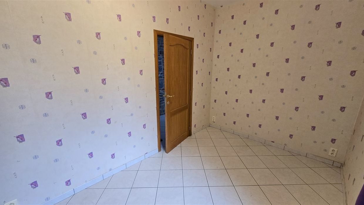 E1638824078616861505_4383ADL