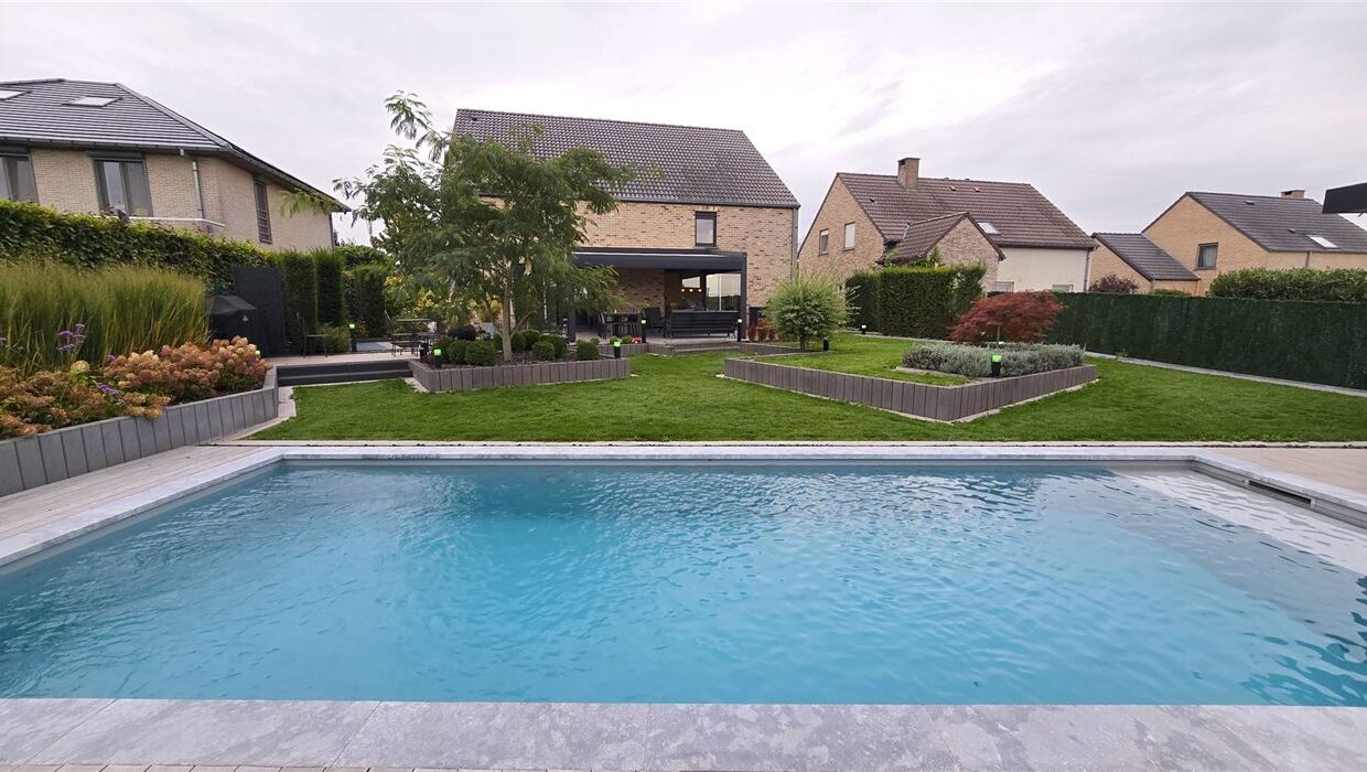 E1638961602796513151_4499BL