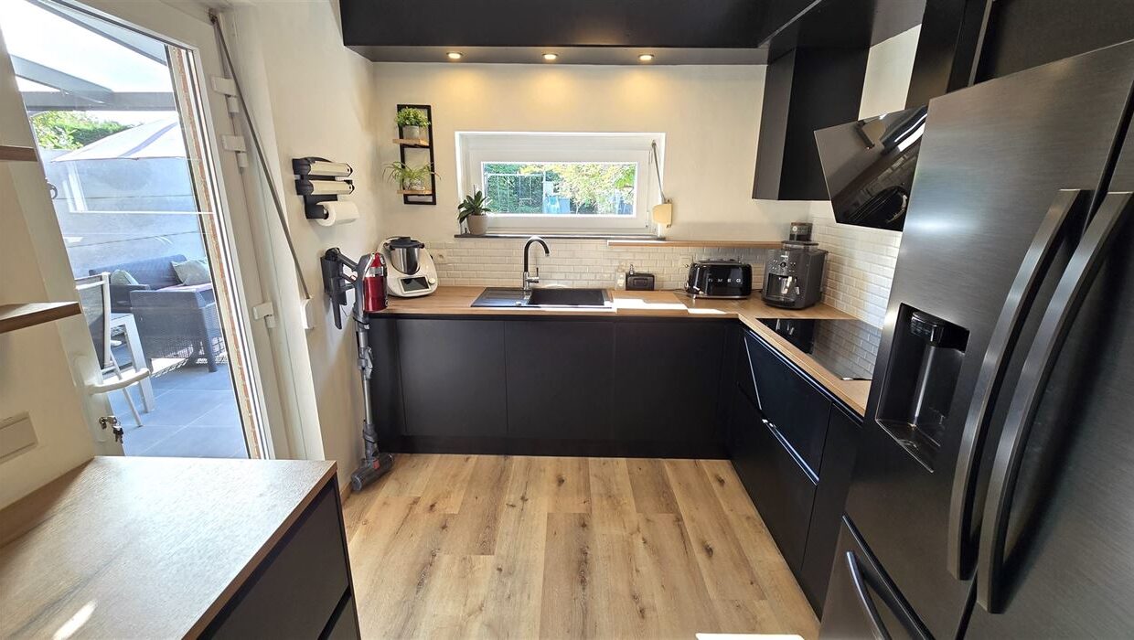 E1638975893111704998_4503NL