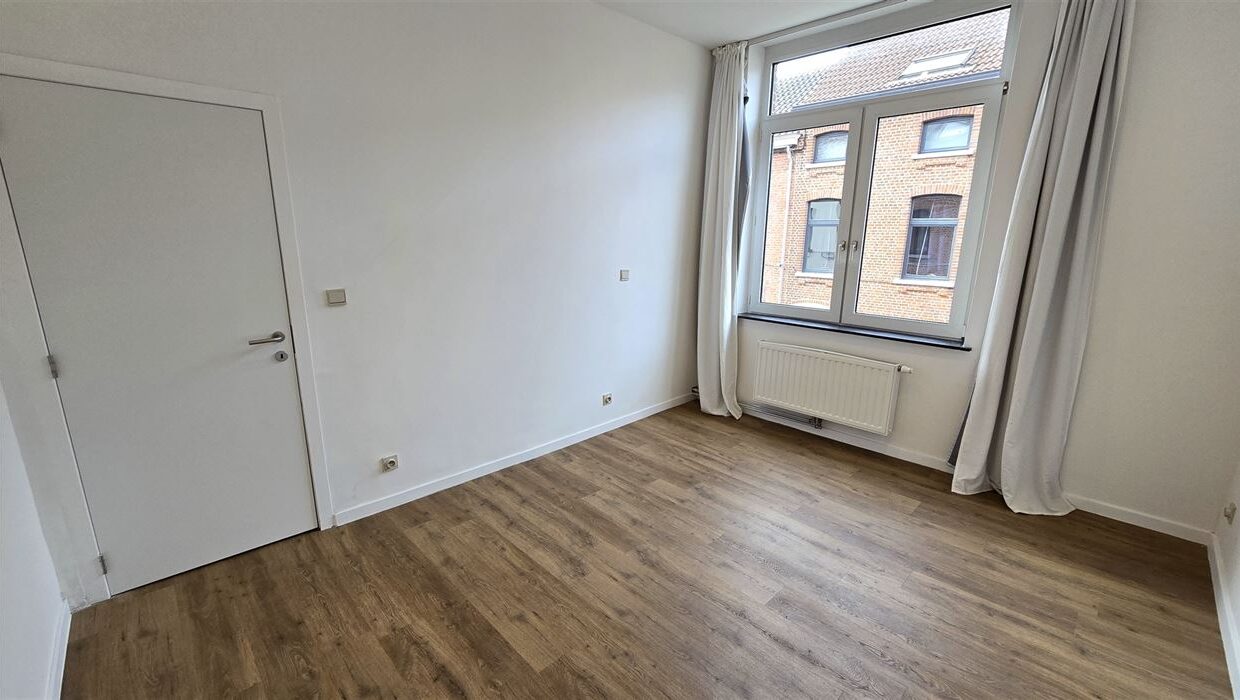 E1638977001534394224_4504KL