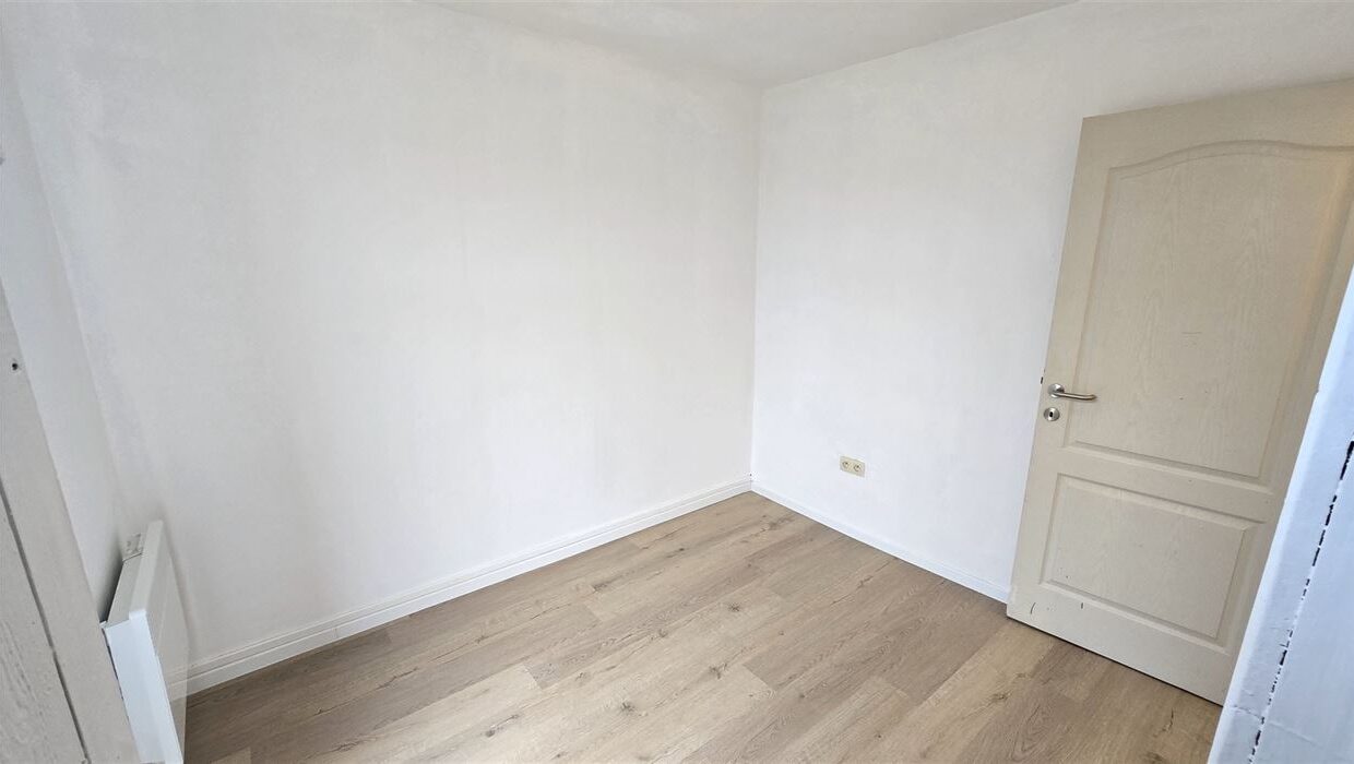 E1638990954027086142_4512GL