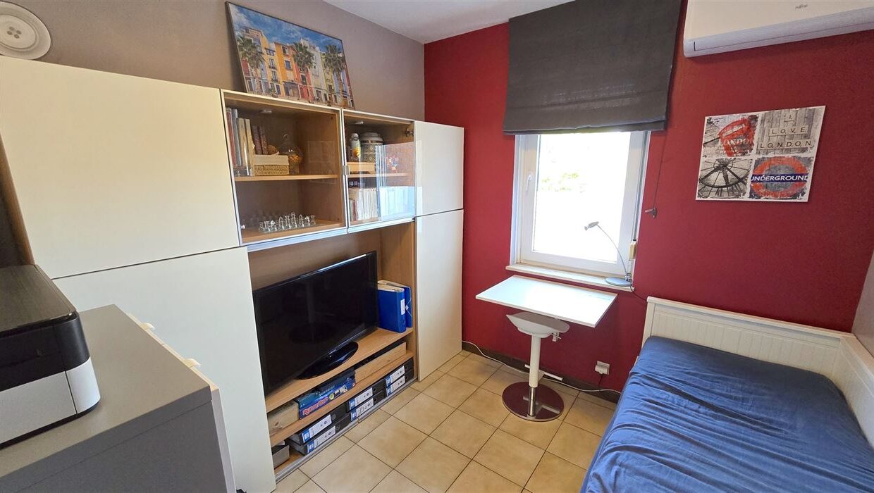 E2638975893111699653_4503PL