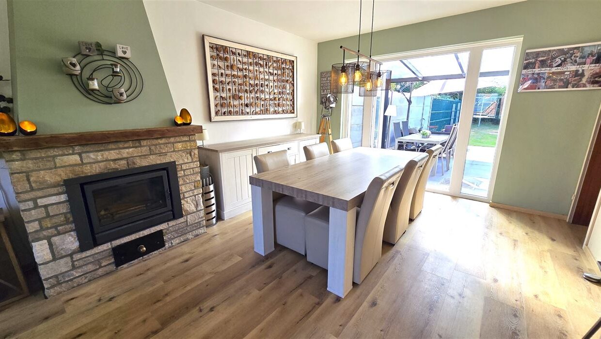 E2638975893131682559_4503KL