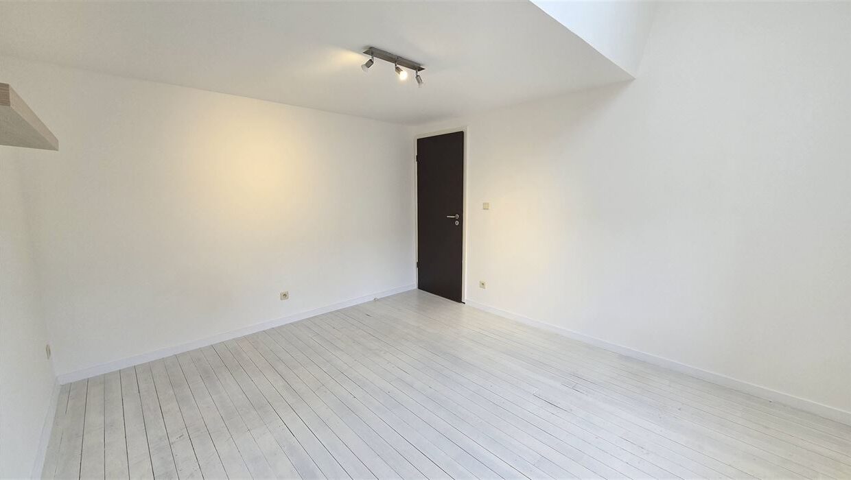 E2638977001535664996_4504ABL