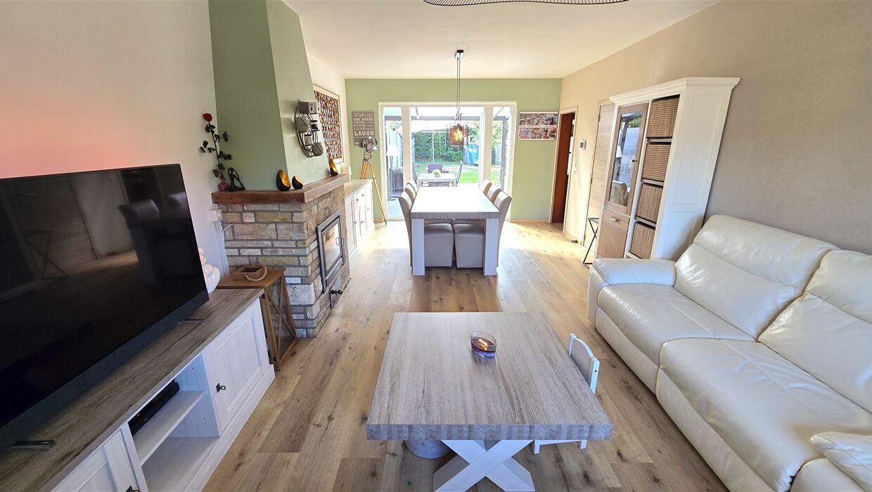 E3638975893121850447_4503JL