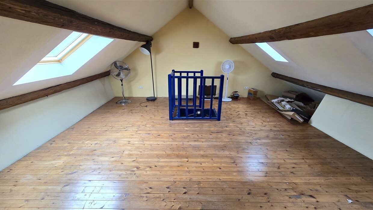 E3638977001542155986_4504AGL