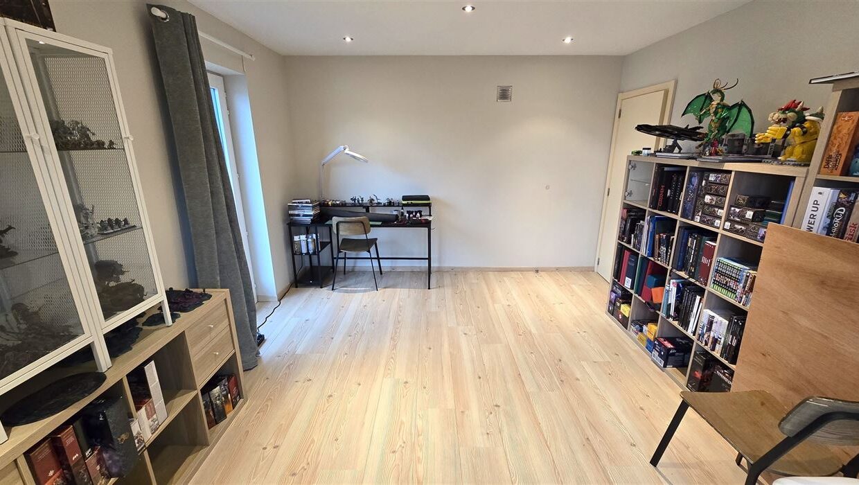 E3638996996795168694_4522KL