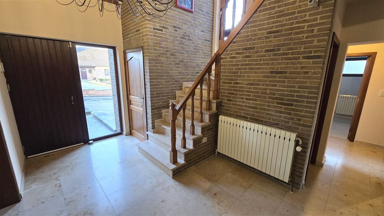 E1639050218102467630_4543HL