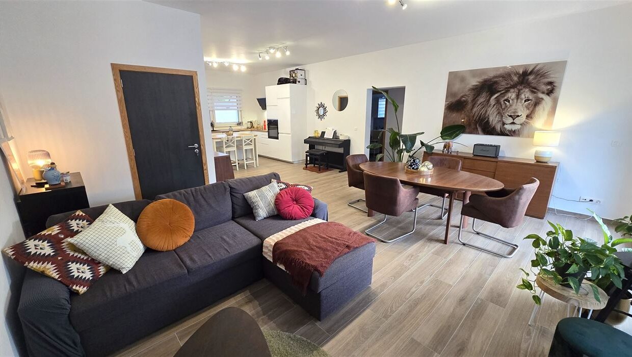 E1639050219669714104_4544BL