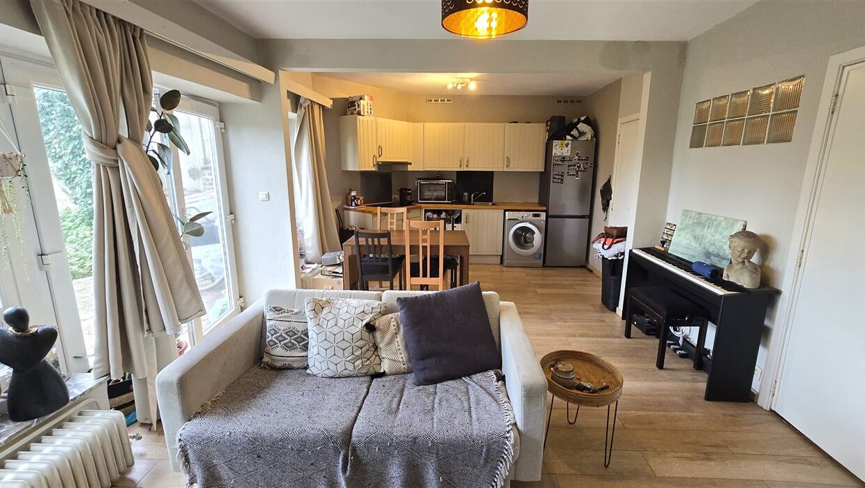 E3639033982878522837_4530CL